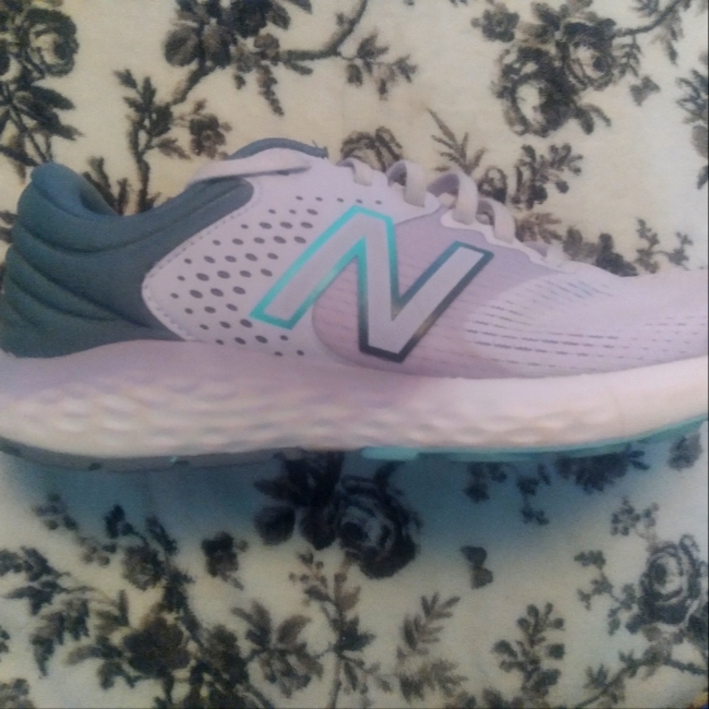 New balance shoes